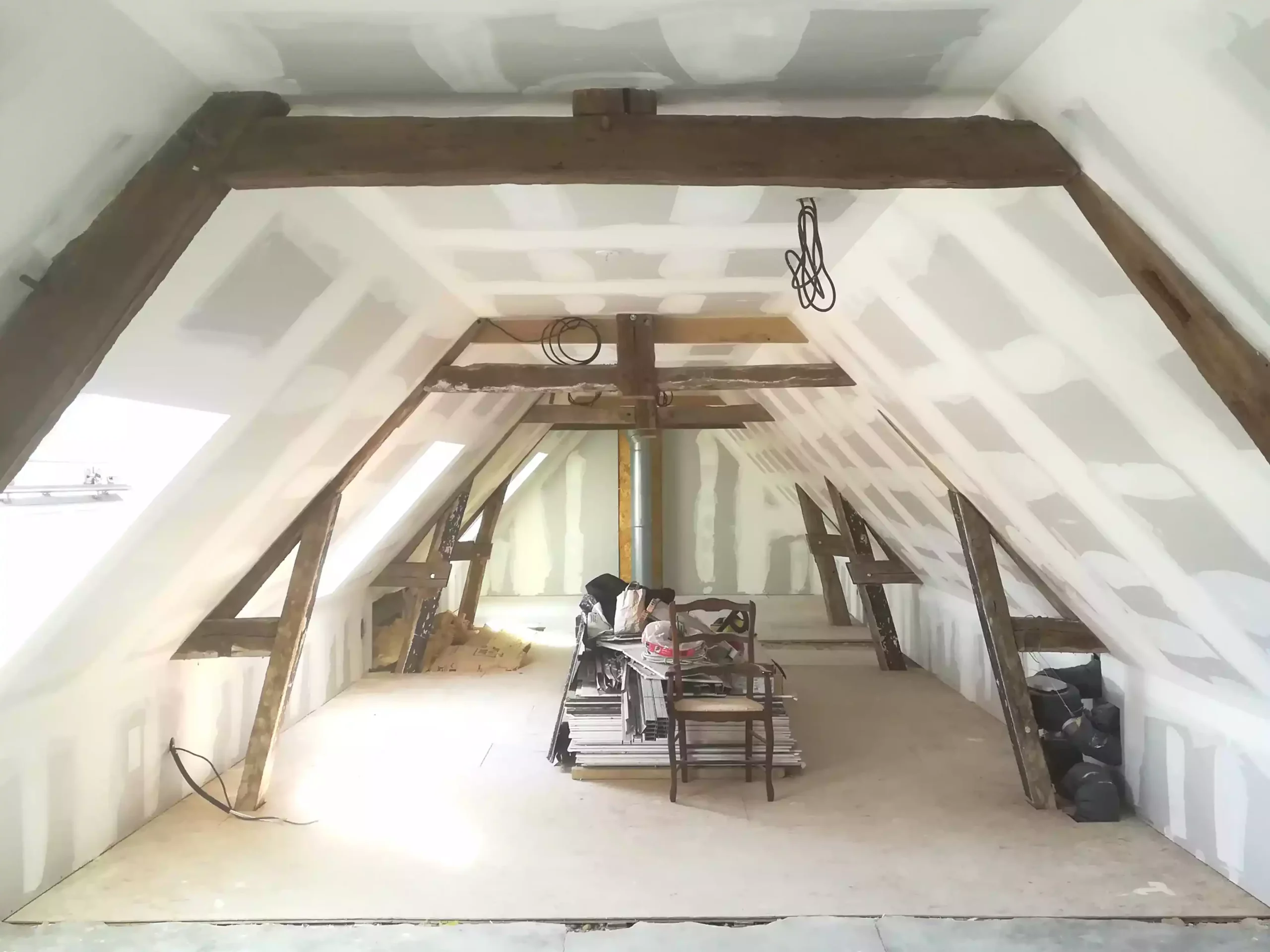 Am&eacute;nagement de combles apr&egrave;s travaux - Chantier David Veaudecranne - Plaquiste Bouloire